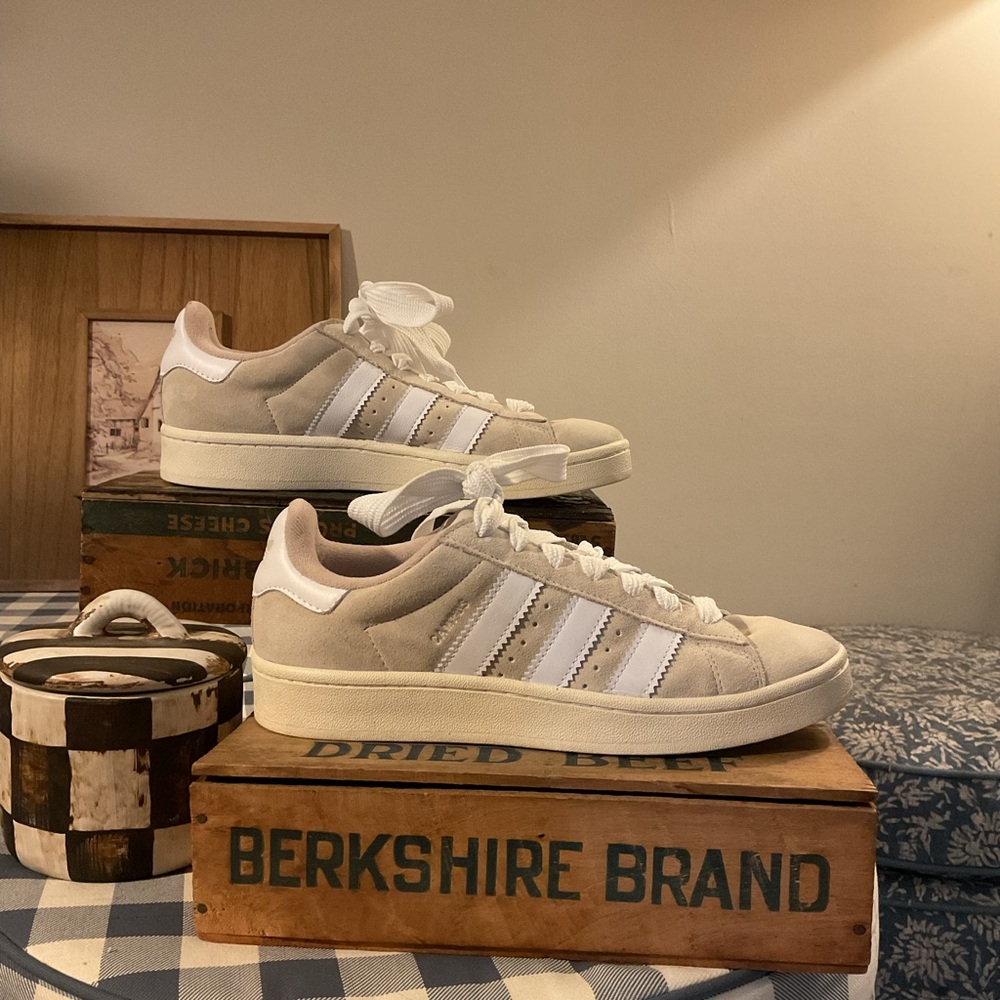 Adidas Campus 00s Wonder White Off-White Low-Top Sneakers Size Women’s 9